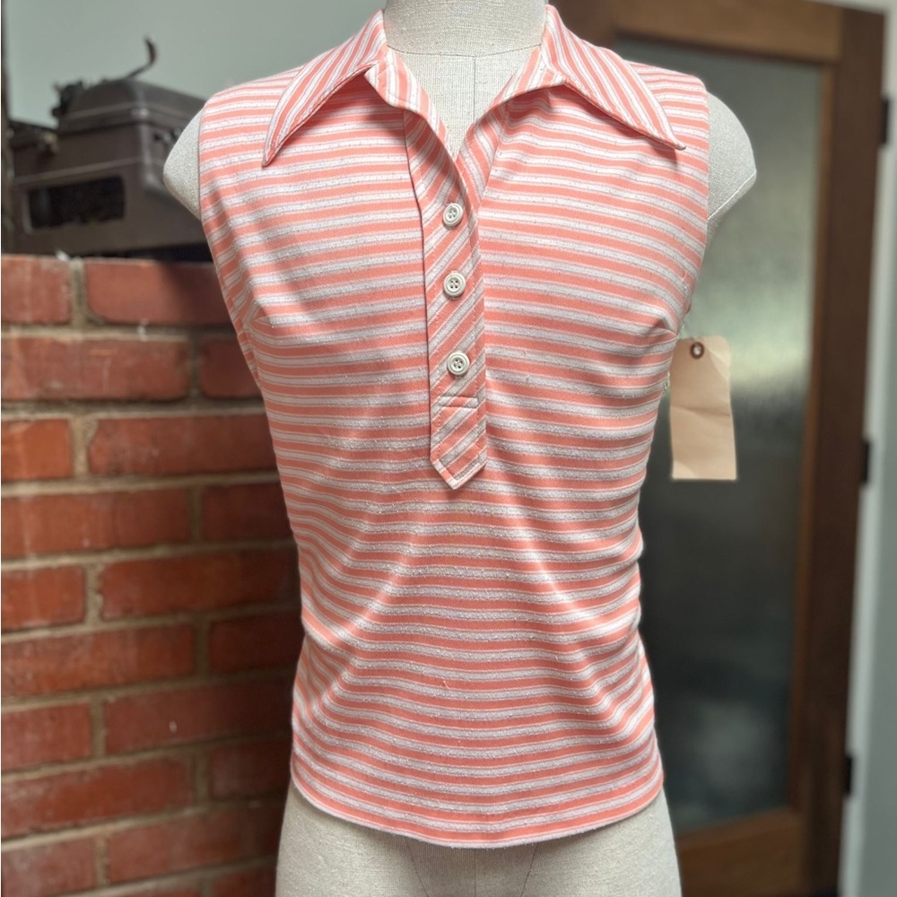Vintage 70s collared sleeveless blouse